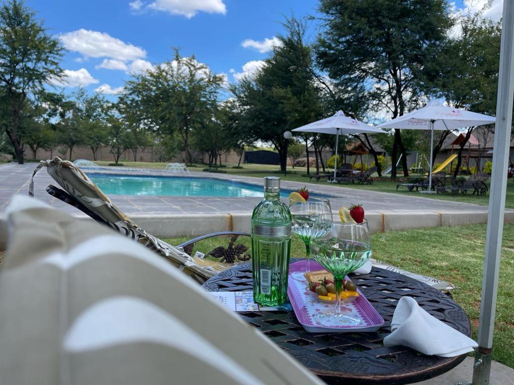 Tshiberry Bed & Breakfast Phokeng Exterior foto